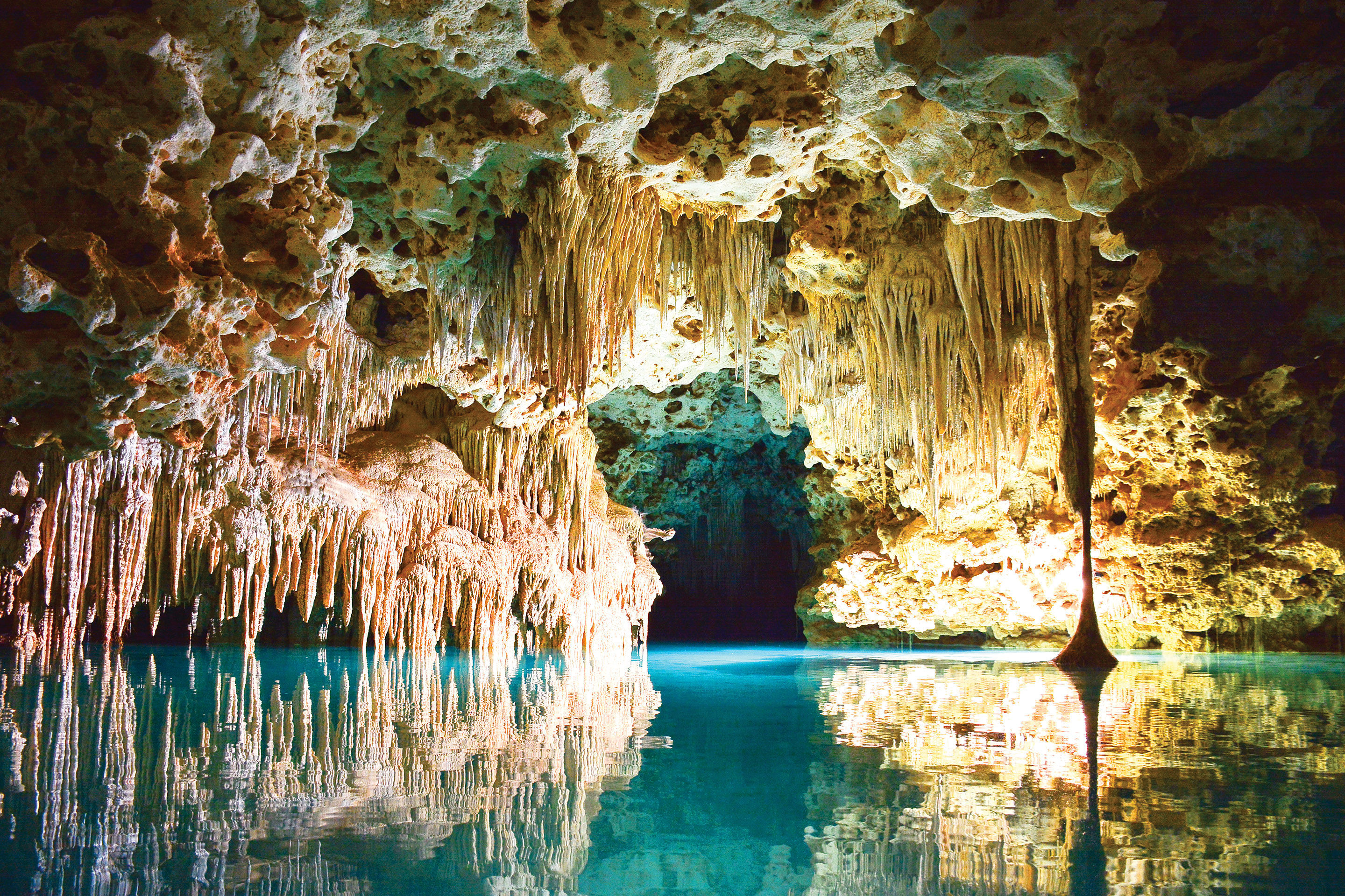 Rotterdam - 10-Day Western Caribbean: Greater Antilles, Belize & Mexico